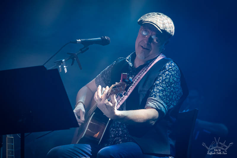 Davide Van de Sfroos al teatro di Varese 