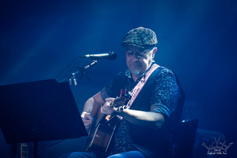 Davide Van de Sfroos al teatro di Varese 