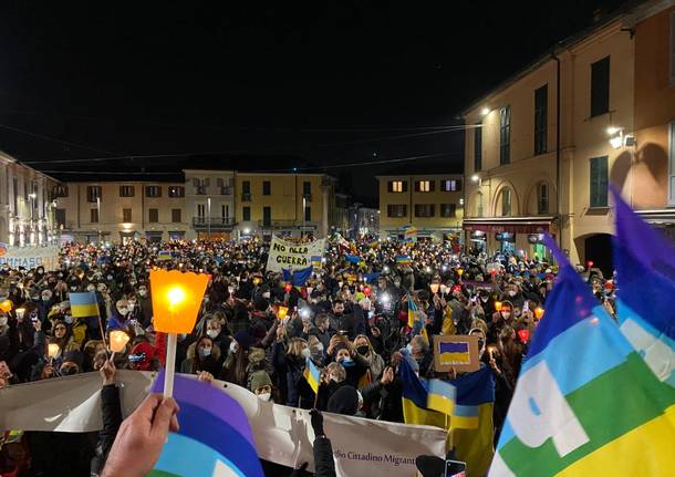 Fioccolata a Rho per la pace