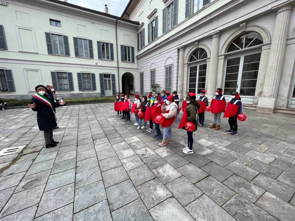 flash mob pace ucraina bambini castellanza