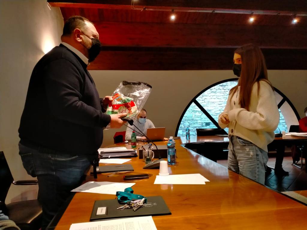 I ragazzi di Casciago ospiti del consiglio comunale: tante idee e progetti per migliorare il paese