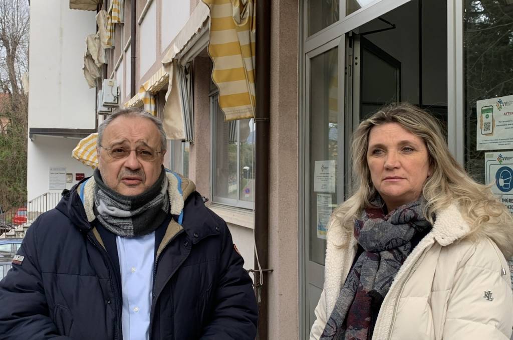 In via maspero a Varese nell’associazione di Ucraini che sta organizzando gli aiuti 