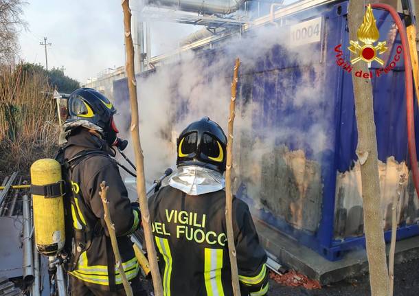 Incendio in una azienda di Gallarate