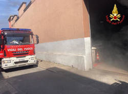 incendio in una falegnameria di Busto Arsizio