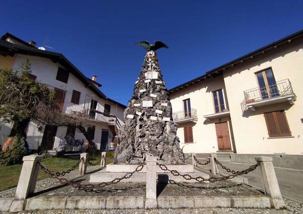 monumento caduti arolo