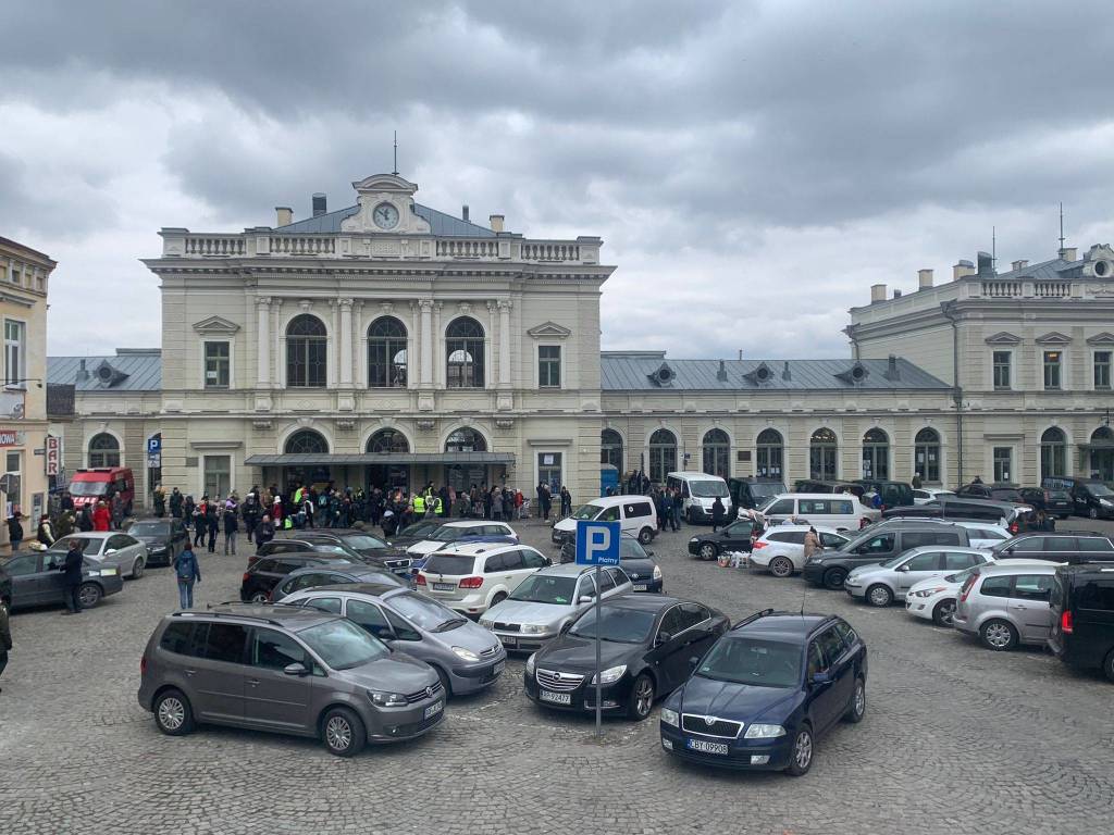przemysl convoglio solidale profughi ucraina polonia