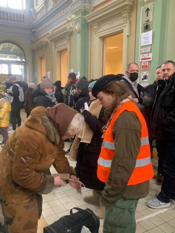 przemysl convoglio solidale profughi ucraina polonia