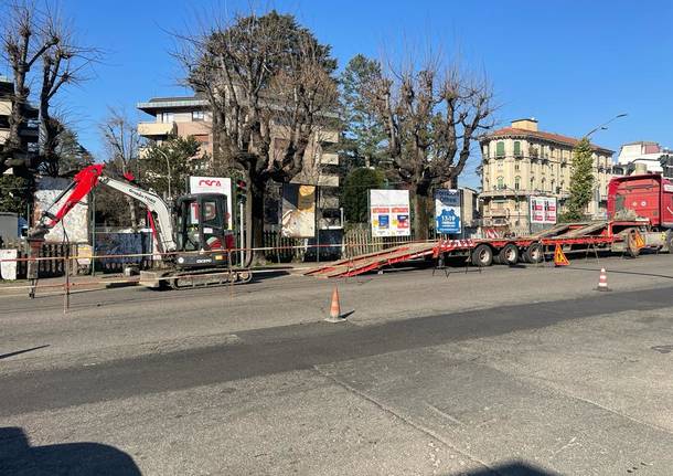 Rotonda di largo Flaiano a Varese: cominciano i lavori in viale Borri