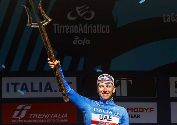 tadej pogacar ciclismo tirreno adriatico 2022