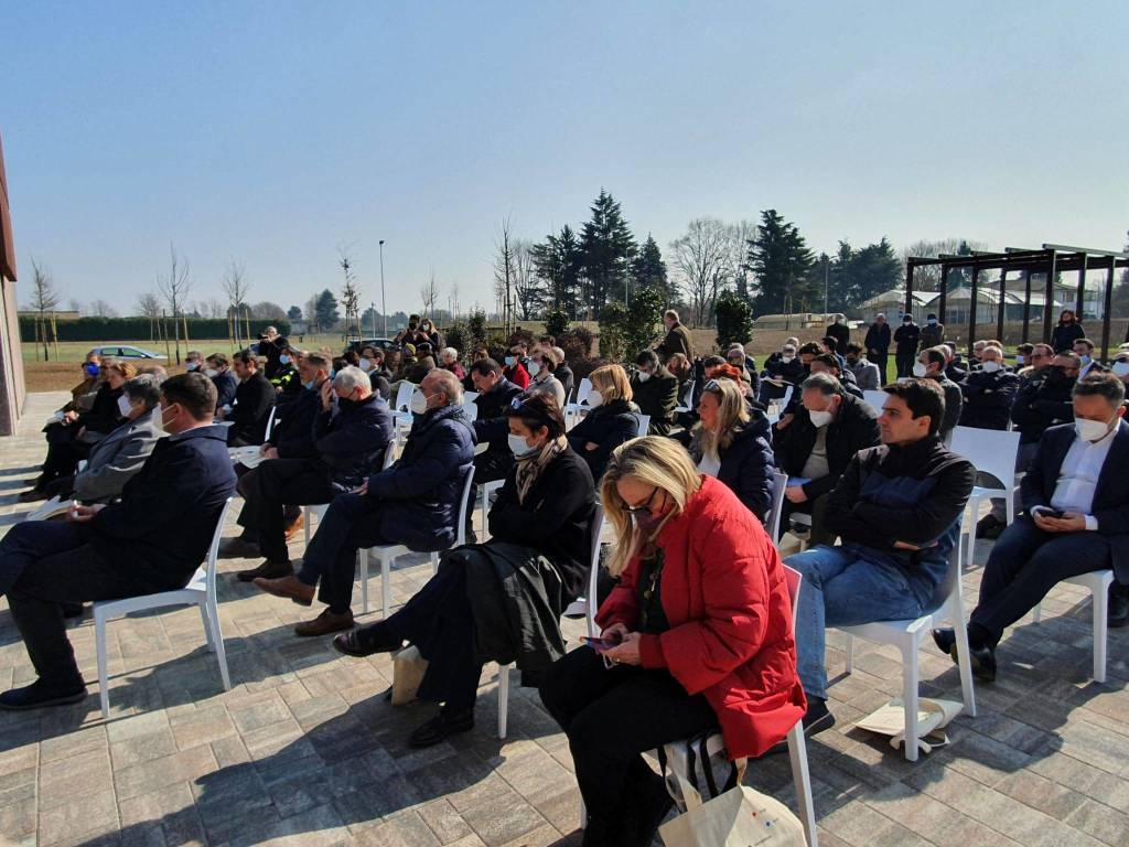 Taglio del nastro per il nuovo impianto per la produzione di biometano a Legnano