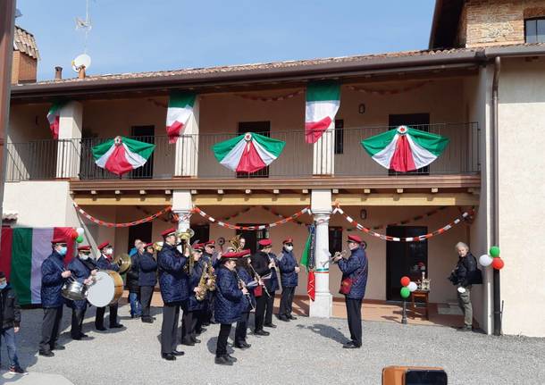 Taglio del nastro per la Cascina Pagana a Rescaldina