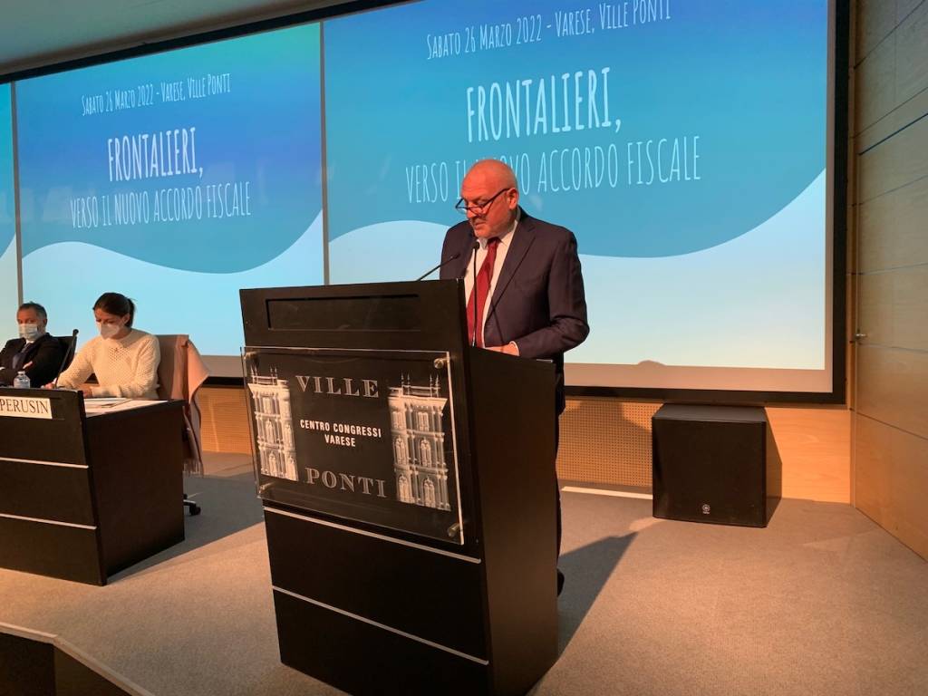 Varese - Alle Ville Ponti il convegno sul nuovo accordo fiscale sui frontalieri