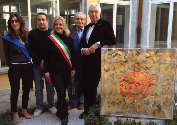 Varese - Giorgio Piccaia espone la sua opera "Rosario di Fibonacci" a Erba