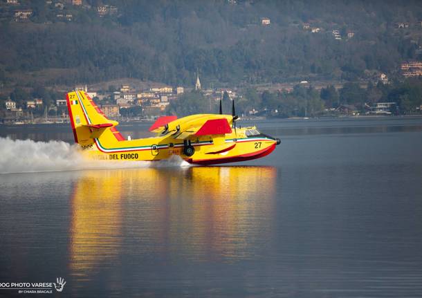 Canadair lago Maggiore 