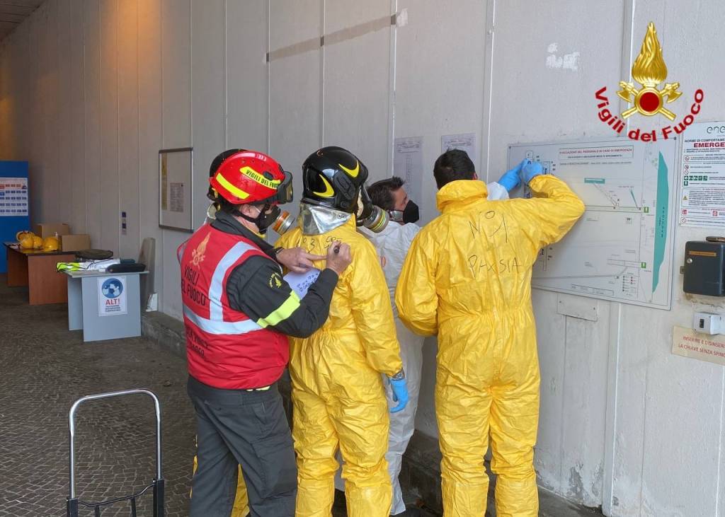 La simulazione di disastro nella centrale idroelettrica