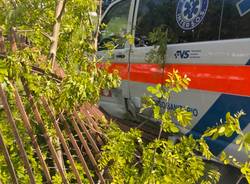 Scontro auto - ambulanza a Brissago Valtravaglia