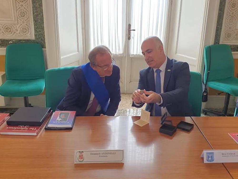 L\'ambasciatore dello Stato di Israele in visita a Villa Recalcati