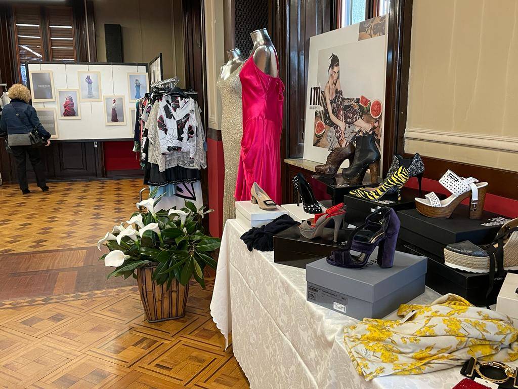 Centro Italiano Femminile di Legnano, esposizione e vendita di abiti