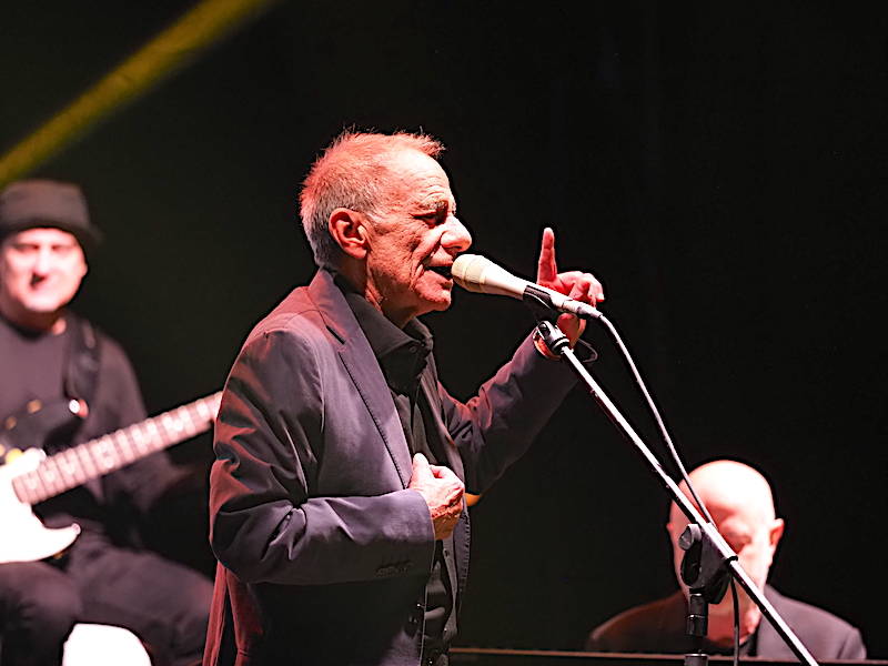 Concerto di Roberto Vecchioni a Legnano 
