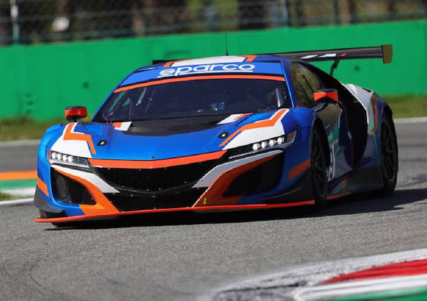 honda nsx gt3 nova race