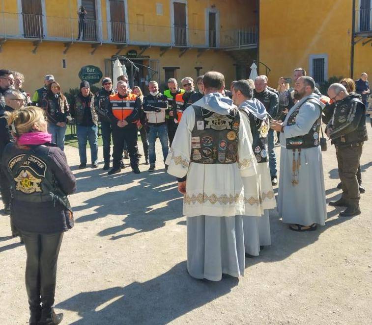 I biker del Monferrato Chappter in visita all'Ermo di Santa caterina