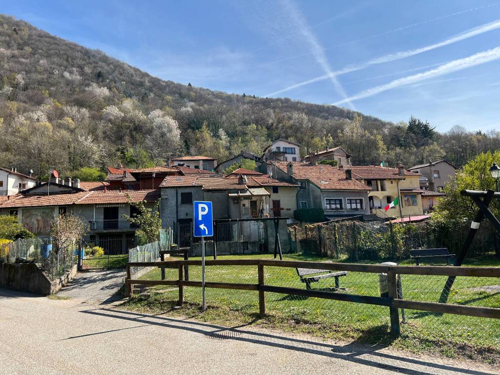 Il borgo di Arcumeggia - Casalzuigno - Il paese dipinto 