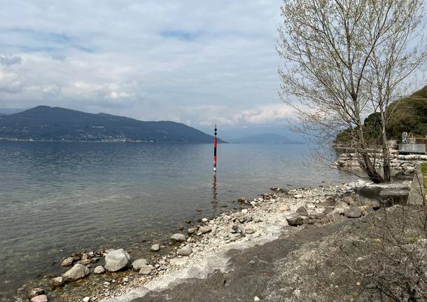 Il Lago Maggiore in siccità a Ispra