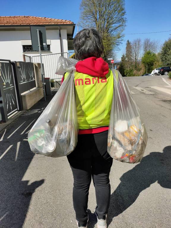 In più di 200 a Malnate per il 1° Plogging cittadino