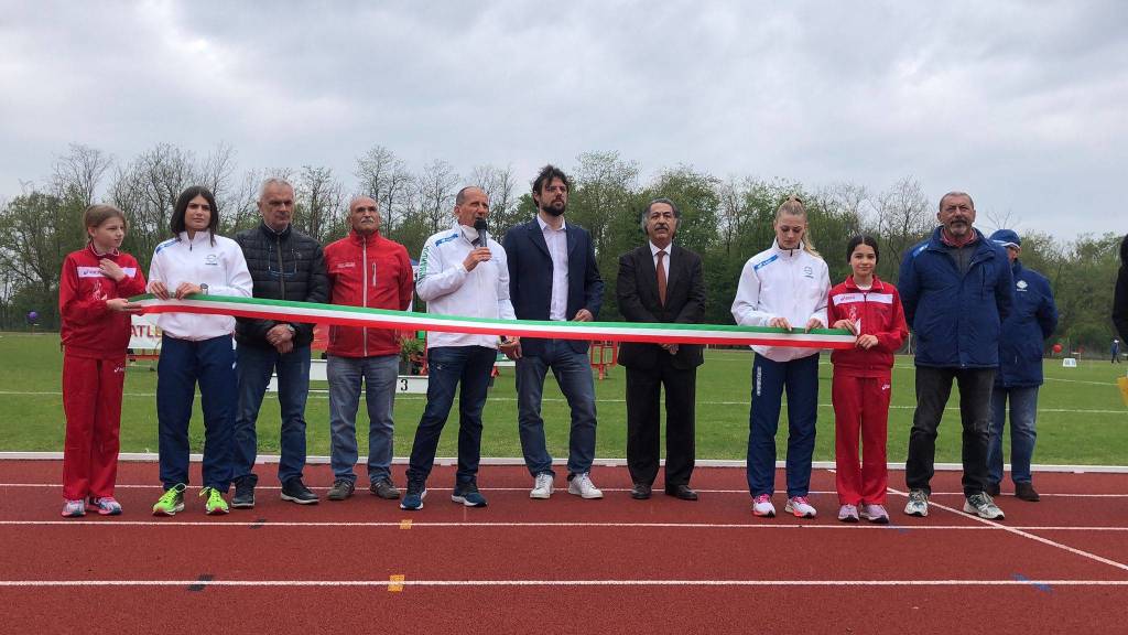 Inaugurata la pista di atletica di via Pace a Legnano 