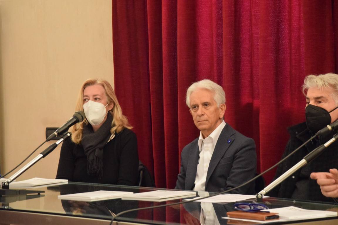 Inaugurazione mostra "Illusione cosmica" di Pietro Pinnarò a Legnano, a cura di Antonio Emanuele Pasquale