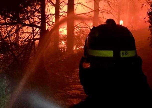 incendio boschivo colico generica aprile 2022