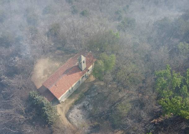 Incendio San Quirico sabato