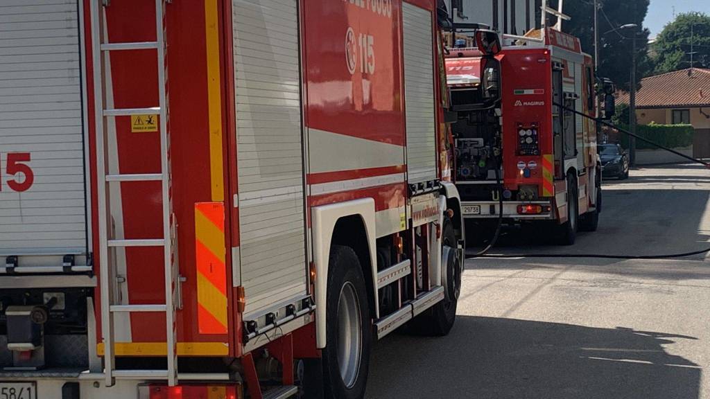 Incendio via Col di Lana Gallarate (28 aprile 2022)