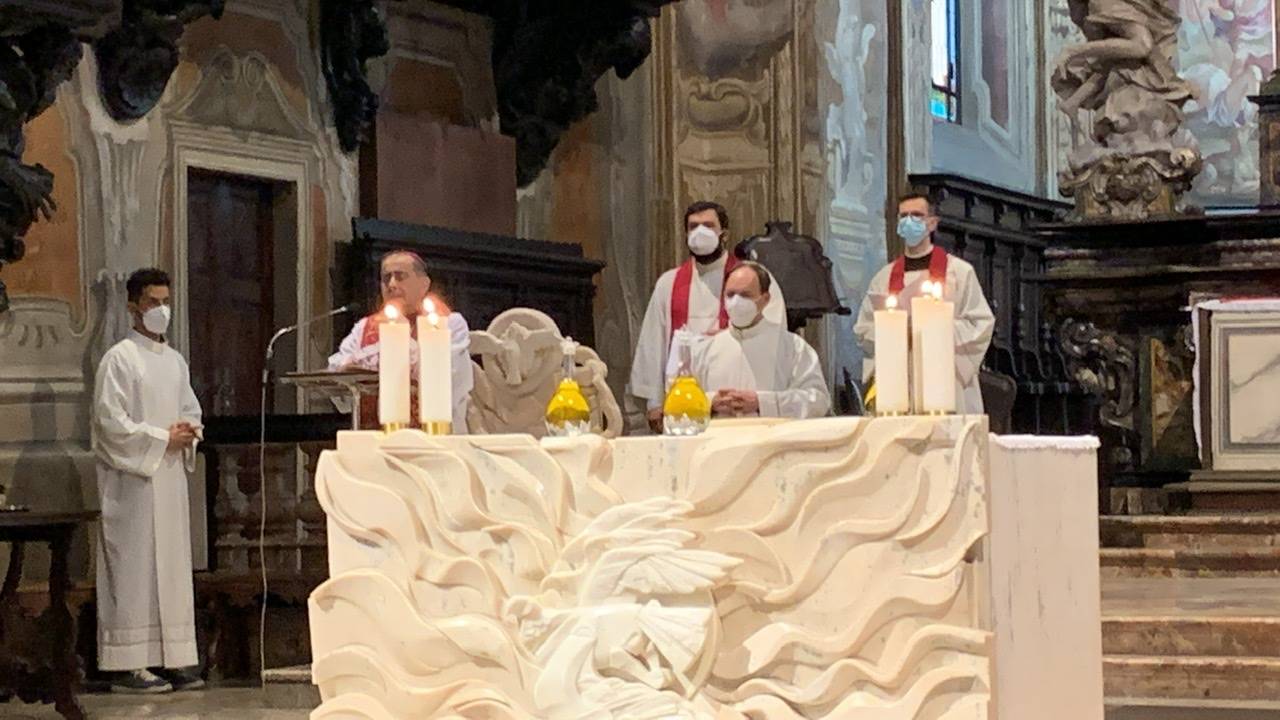 La consegna degli olii santi in san Vittore