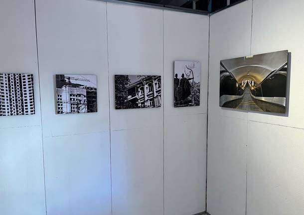 “Kyiv review”: gli scatti di Enzo dell’Acqua esposti a Palazzo Minoletti