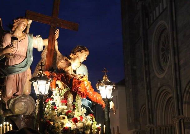 Processione delle macchine - Rossano Bergata - Raccontiamo Novara