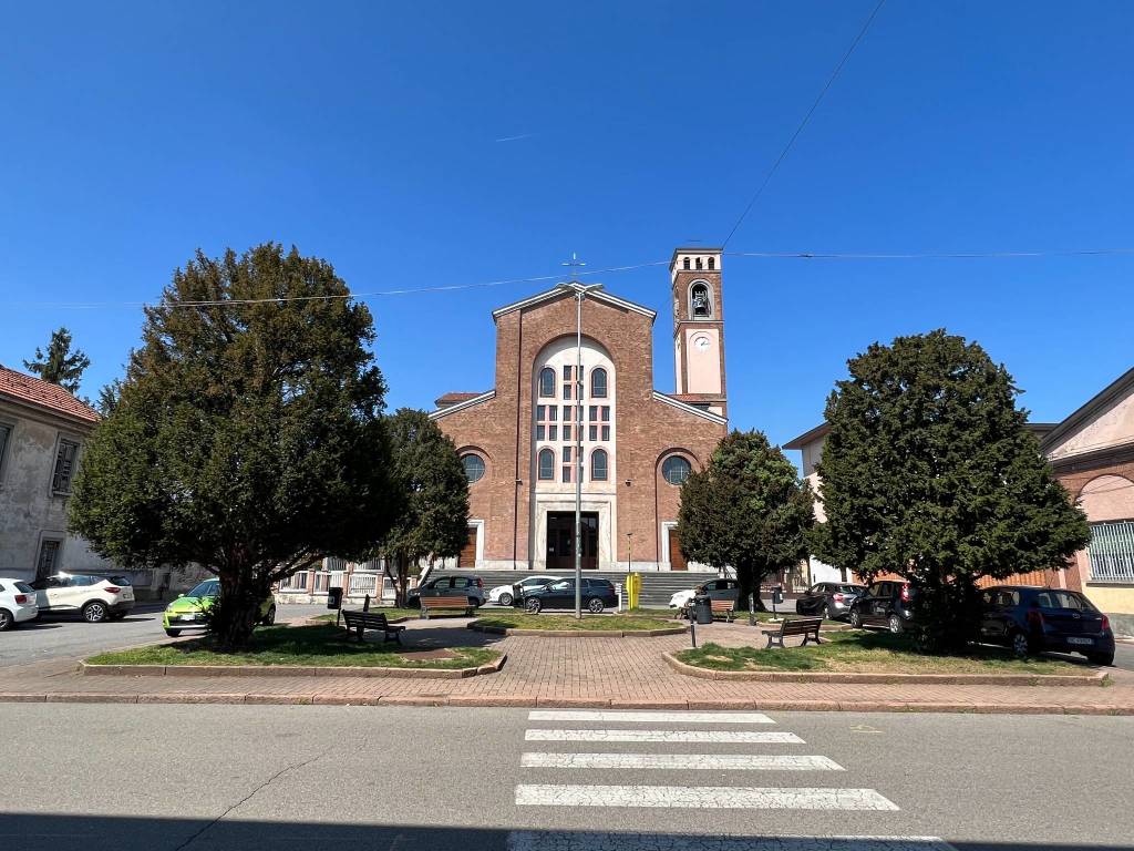 santi apostoli busto arsizio