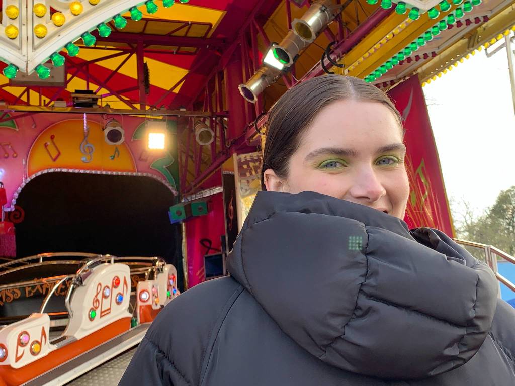 Tra giostre e ottovolanti, al Luna Park di Varese fa tappa la moda