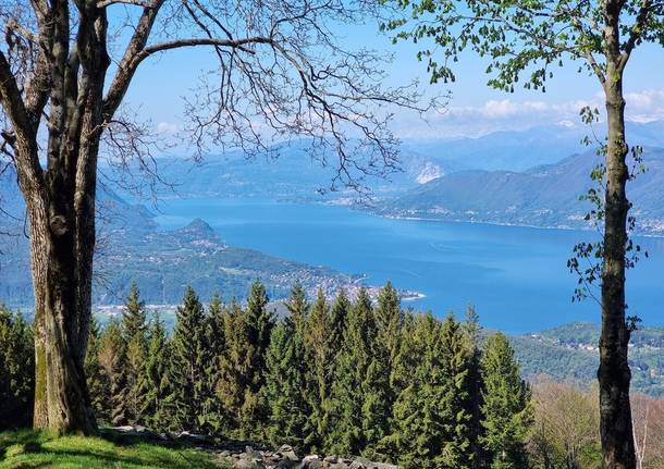 Da Pradecolo a Luino a piedi