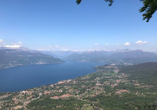 Da Luino a Laveno in bici passando dal Cuvignone