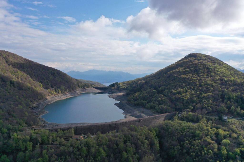 VA in giro tappa uno Maccagno Lago Delio