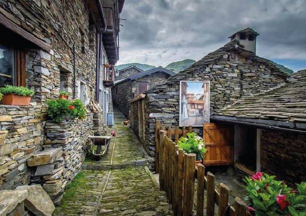 Da Monteviasco al Rifugio Pradecolo a piedi. Sentieri in costa e mulattiere nella terza tappa di VA in giro