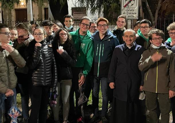 Via Crucis a Parabiago con mons. Mario Delpini