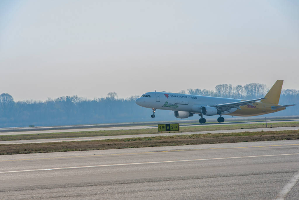 volo umanitario ucraina Dhl Malpensa