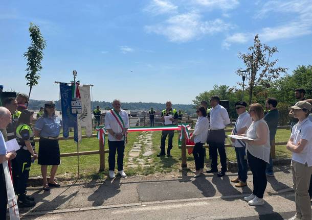 A Cavaria con Premezzo inaugurato il belvedere Alfredo Carabelli "Willy"