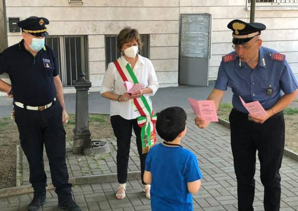 Bimbi dell'Istituto statale dell'Infanzia Rodari in visita in Comune a San Vittore Olona