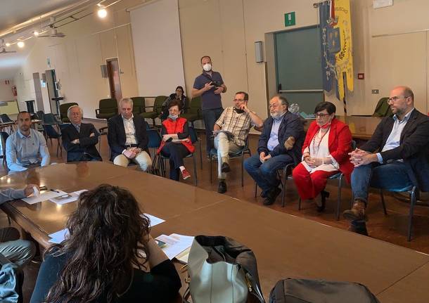 La presentazione del Distretto del commercio della Valceresio