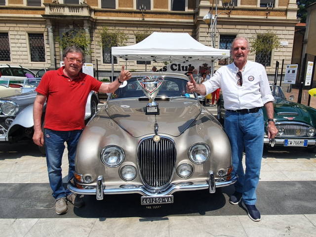 Le auto d\'epoca impegnate nel Lions Day di Busto Arsizio