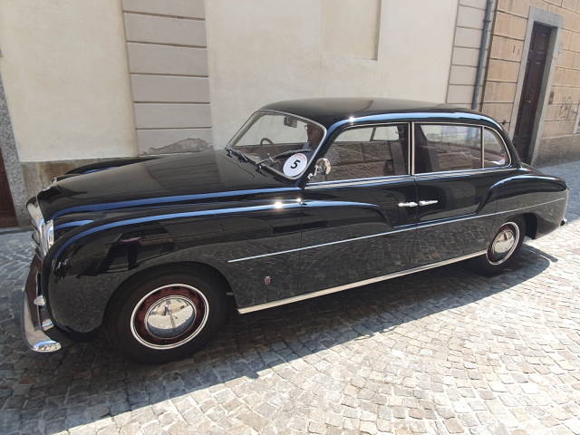 Le auto d\'epoca impegnate nel Lions Day di Busto Arsizio