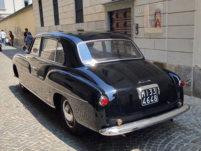 Le auto d\'epoca impegnate nel Lions Day di Busto Arsizio
